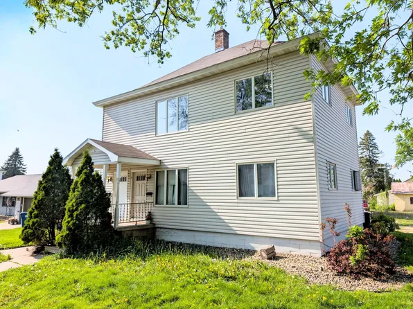 430 3rd St, Kenyon, MN 55946