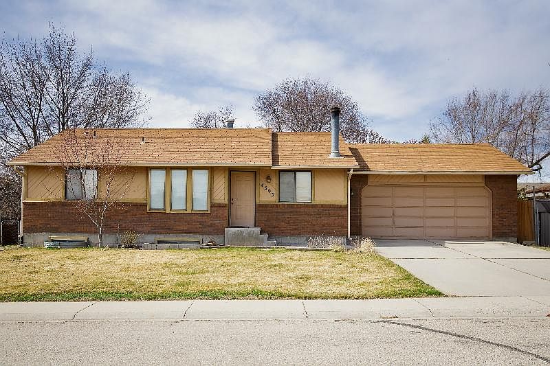 2nd image of 4693 S Maverick Way