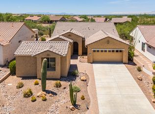 1107 N Night Heron Dr, Green Valley, AZ 85614