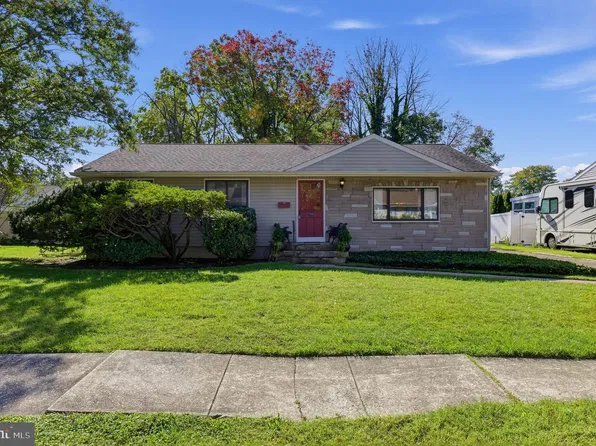 705 Mildred Ave, Somerdale, NJ 08083