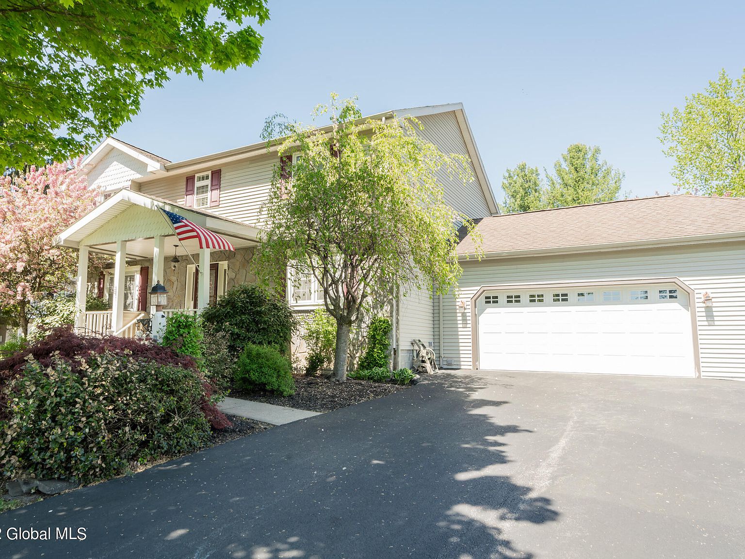 1083 Merlin Drive, Niskayuna, NY 12309 Zillow