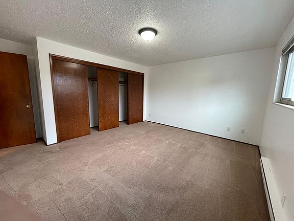 4th image of 3818 S Edmunds St #207