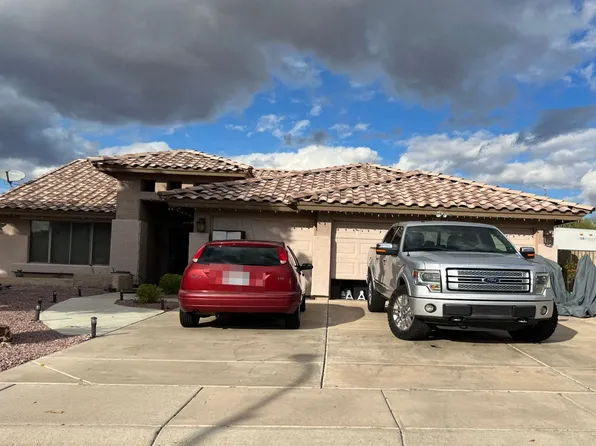 6914 W Monte Lindo, Glendale, AZ 85310