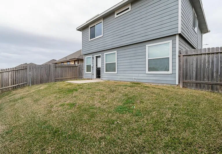 19327 Golden Wave Dr — Photo 5