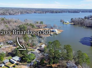 203 Briar Loop Rd, Deatsville, AL 36022