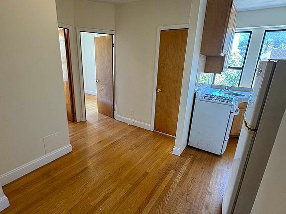 4th image of 212 Avenue B APT 14