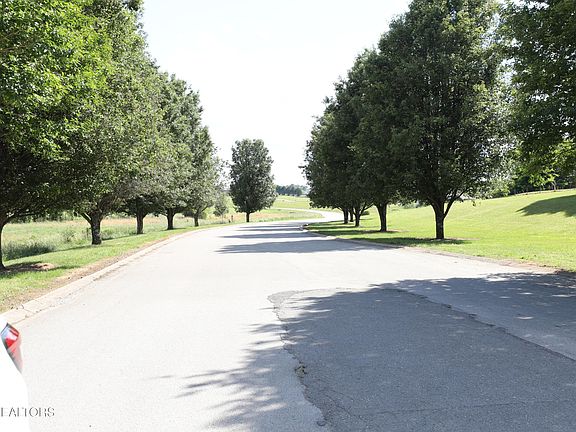 2nd image of 1 Magnolia Way