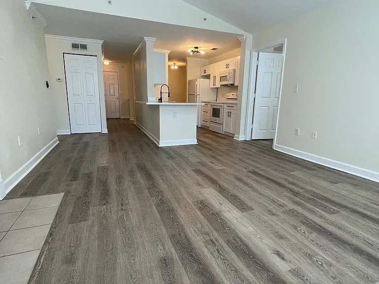 18319 Bridle Club Dr — Photo 32