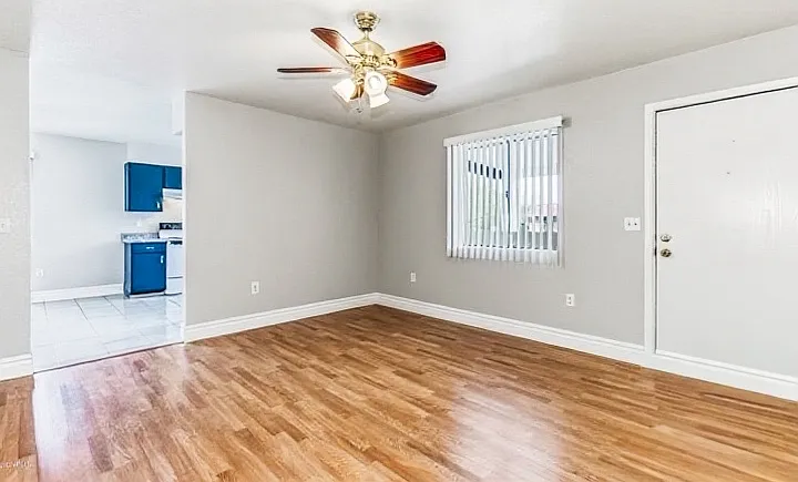 2 bed, 875 sqft, $1,195 — Photo 3