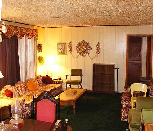 3rd image of 3324 N Lansing Pl