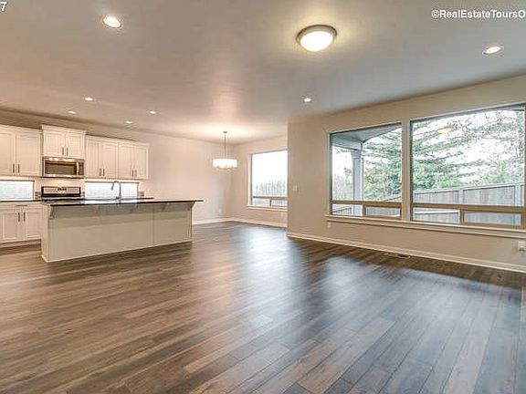 2nd image of 1083 SE 8th Ave