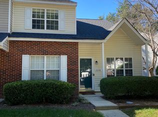10140 Forest Landing Dr, Charlotte, NC 28213