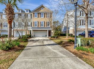 147 Palm Cove Way, Mount Pleasant, SC 29466