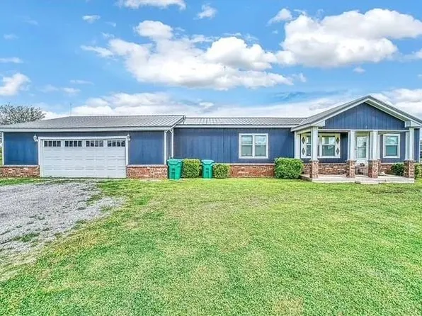 510 N Bartlett St, Granite, OK 73547