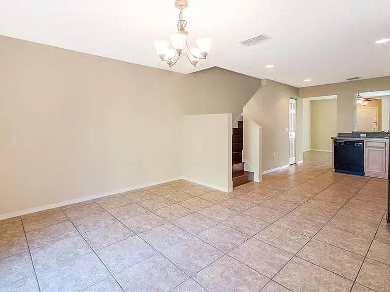 5087 Dominica Dr — Photo 11