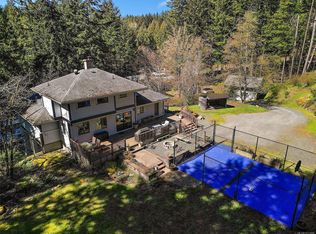 1725 Millstream Rd, Highlands, BC
