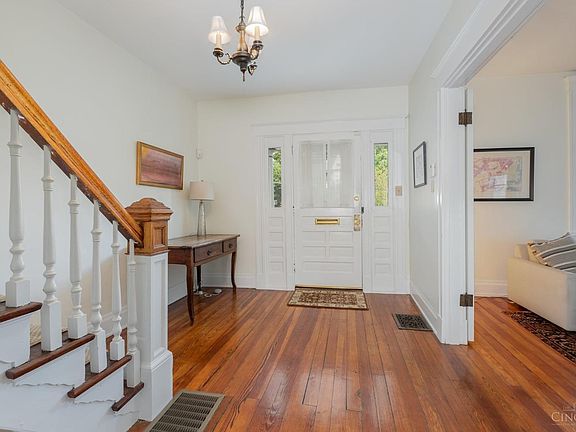 4th image of 3714 Hyde Park Ave