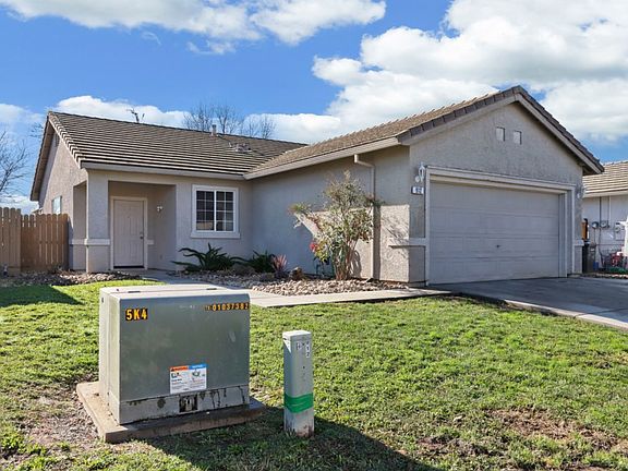 3rd image of 912 Bateman Ct