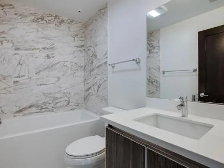 4255 Lockwood Ave — Photo 21