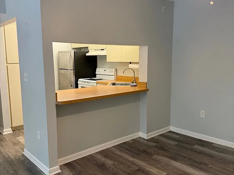 1372 Pine Ridge Cir E #133-A2 — Photo 7