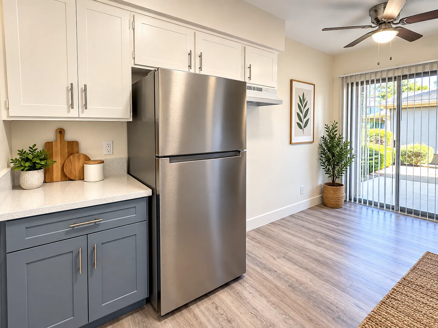2 bed, 930 sqft, $2,475 — Photo 3