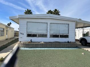 560 Santa Lucia Dr, Hemet, CA 92543