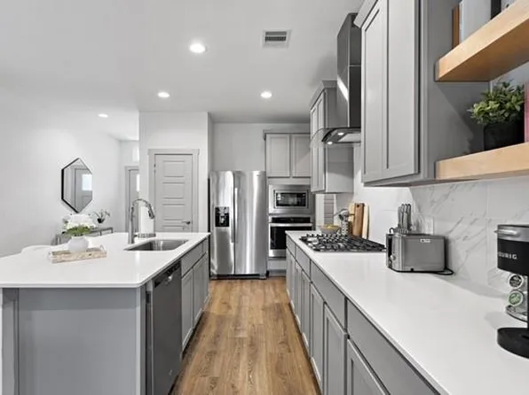 12600 Fleet River Rd, Houston, TX 77047
