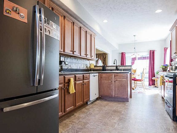 4th image of 5423 Cloister Dr
