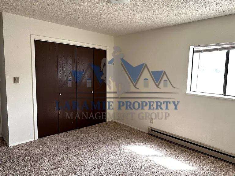 714 Downey St #18 — Photo 10