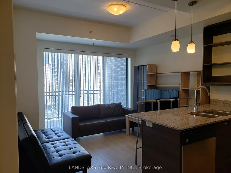 318 Spruce St #1006 — Photo 7