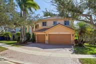 Vanda Ter-S0111-001.jpg