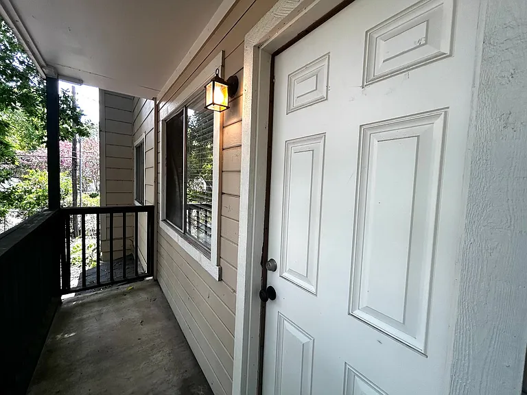 1010 W 23rd St #10 — Photo 19