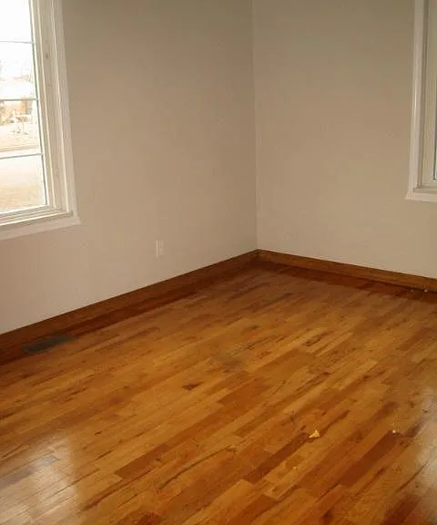 810 S 10th St — Photo 9