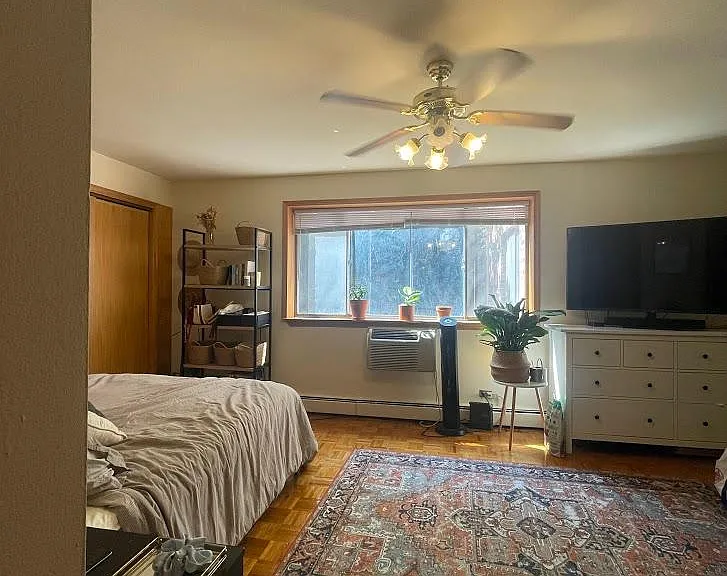 531 W Deming Place — Photo 17