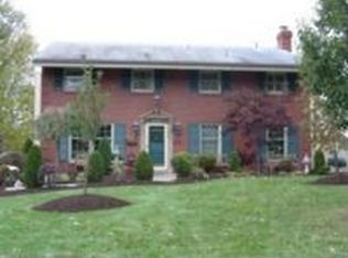350 Turngate Dr, Bethel Park, PA 15102