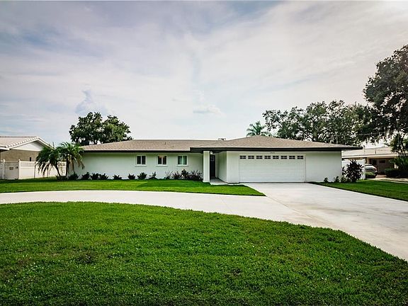 5th image of 5520 Driftwood Dr