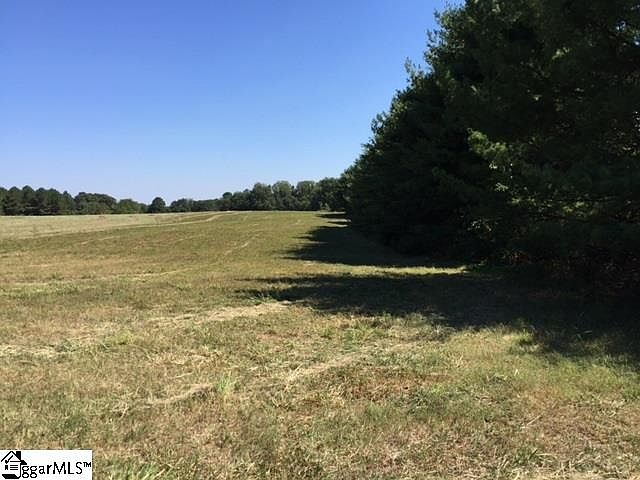 2nd image of 540 Elder Rd