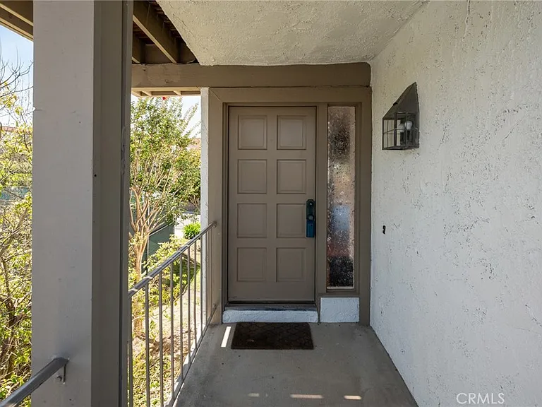 113 Hilltop Cir — Photo 5