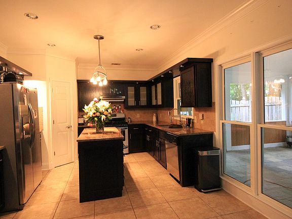 5th image of 5105 Firelight Ln