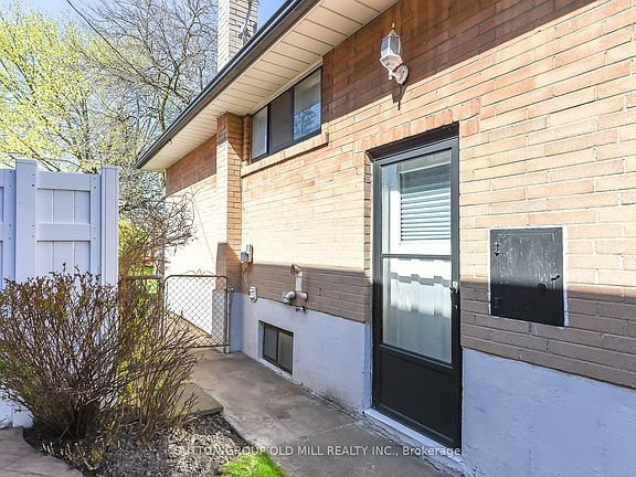 3rd image of 14 Shipley Rd