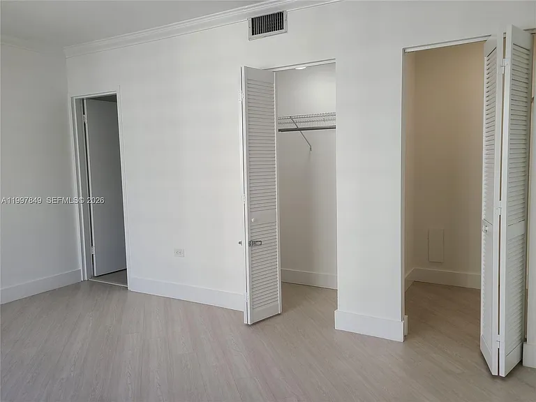 999 Brickell Bay Dr #1207 — Photo 8