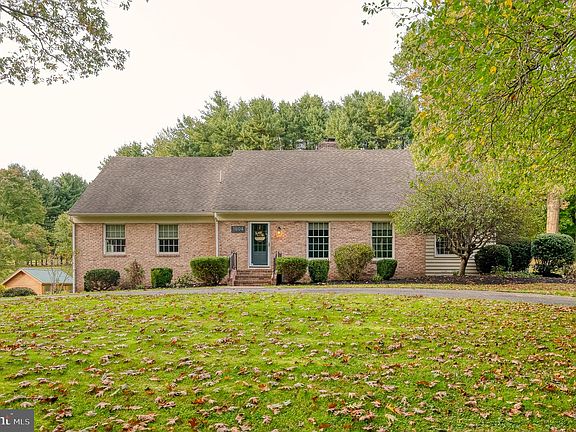 4th image of 1804 Ridgecroft Dr