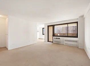 90 Gold Street 23A image 1 of 5
