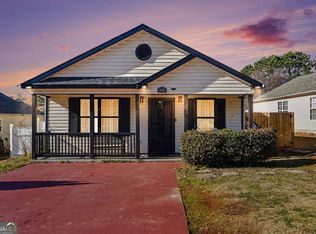 1615 Hallmark Hills Dr, Griffin, GA 30223