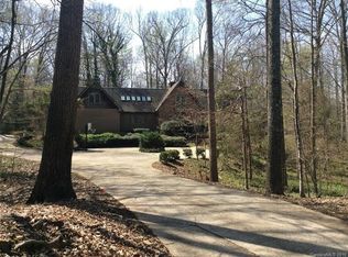 2543 Little Cove Rd, Charlotte, NC 28270