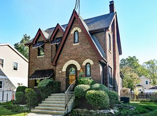 4151 Dubois Ave, Brookfield, IL 60513