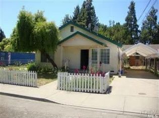 1141 Pueblo Pl, Napa, CA 94558