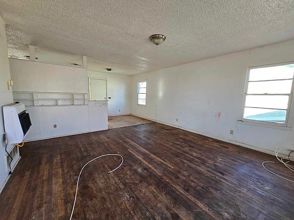 2nd image of 508 S Collins Ave