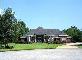 18137 Treasure Oaks Ct, Gulf Shores, AL 36542