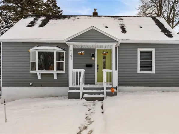 151 Harwick Rd, Rochester, NY 14609